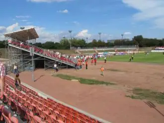 Stadion im Bildungszentrum Halle-Neustadt