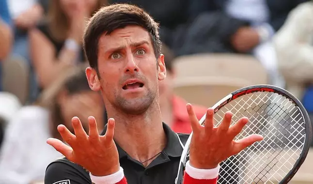 Número 1 do mundo, Djokovic admite pressão sentida em jogo decisivo