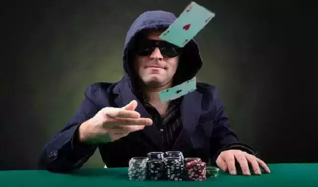 A importância de fold equity em cash games de poker
