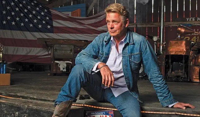 Ator de "Smallville" fará filme sobre poker