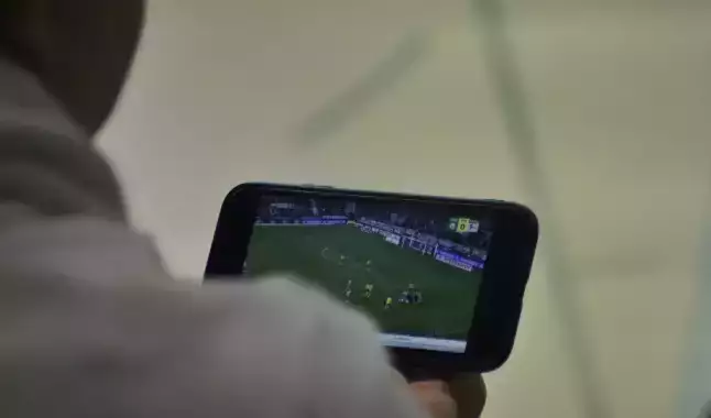 6 melhores casas de apostas com streaming de jogos ao vivo em 2025