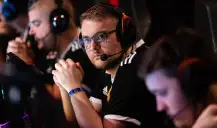 Cloud9 fecha contrato com ALEX