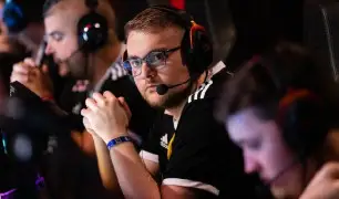 Cloud9 fecha contrato com ALEX