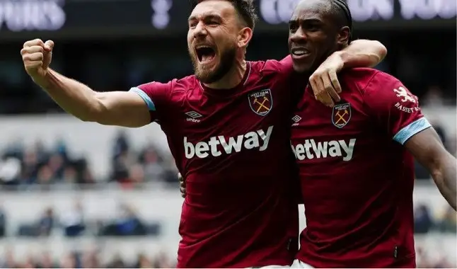 Clubes ingleses querem continuar com parcerias com casas de apostas