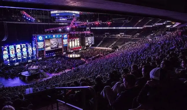 Combate a toxidade no cenário eSports