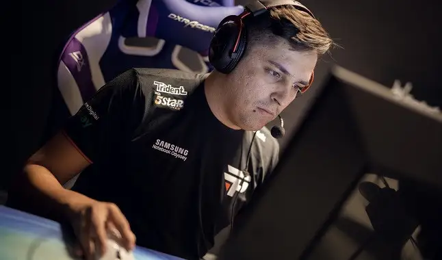 CS:GO: Yeah divulga saída de "tatazin"