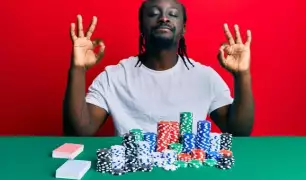 Lidando com a pressão financeira no poker de alto nível