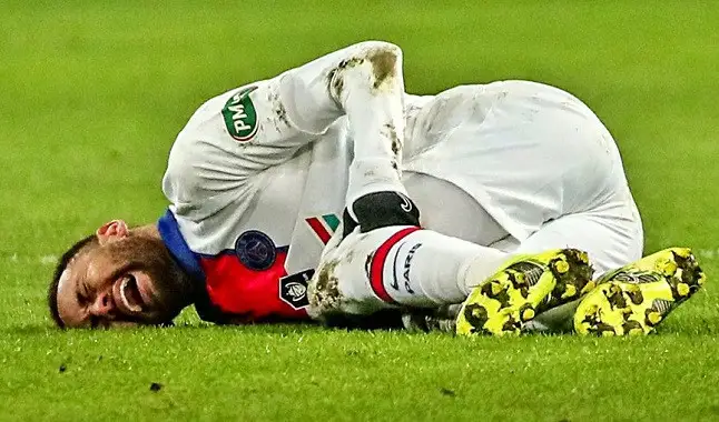 Neymar sofre nova lesão e desfalca PSG na Champions League