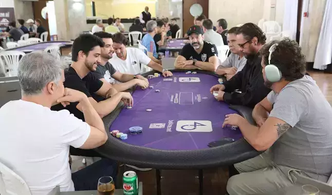 A visão do poker como esporte legítimo