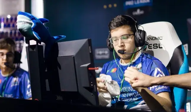 Sharks segue na Pro League SA