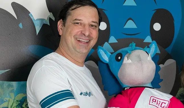 LoL: Vorax afasta seu diretor