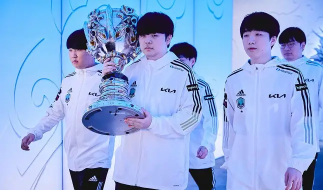 Worlds 2021: T1 e DAMWON estão nas semifinais